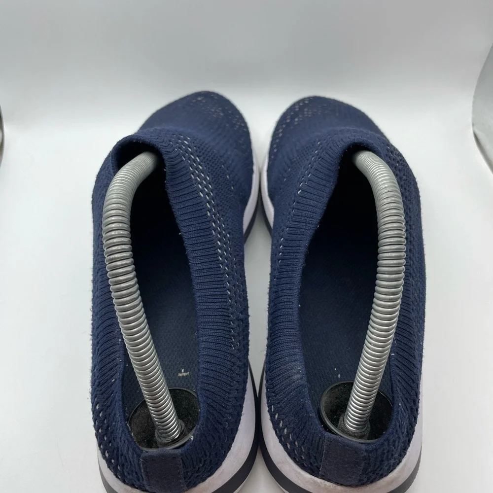 L.L Bean Summer mesh women’s blue slip on sneakers size 8.5